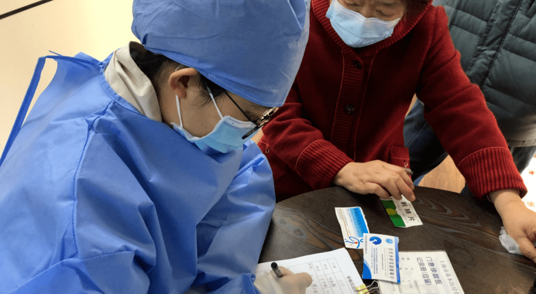 东莞24小时套医保卡回收商家(急用钱24小时医保提取)