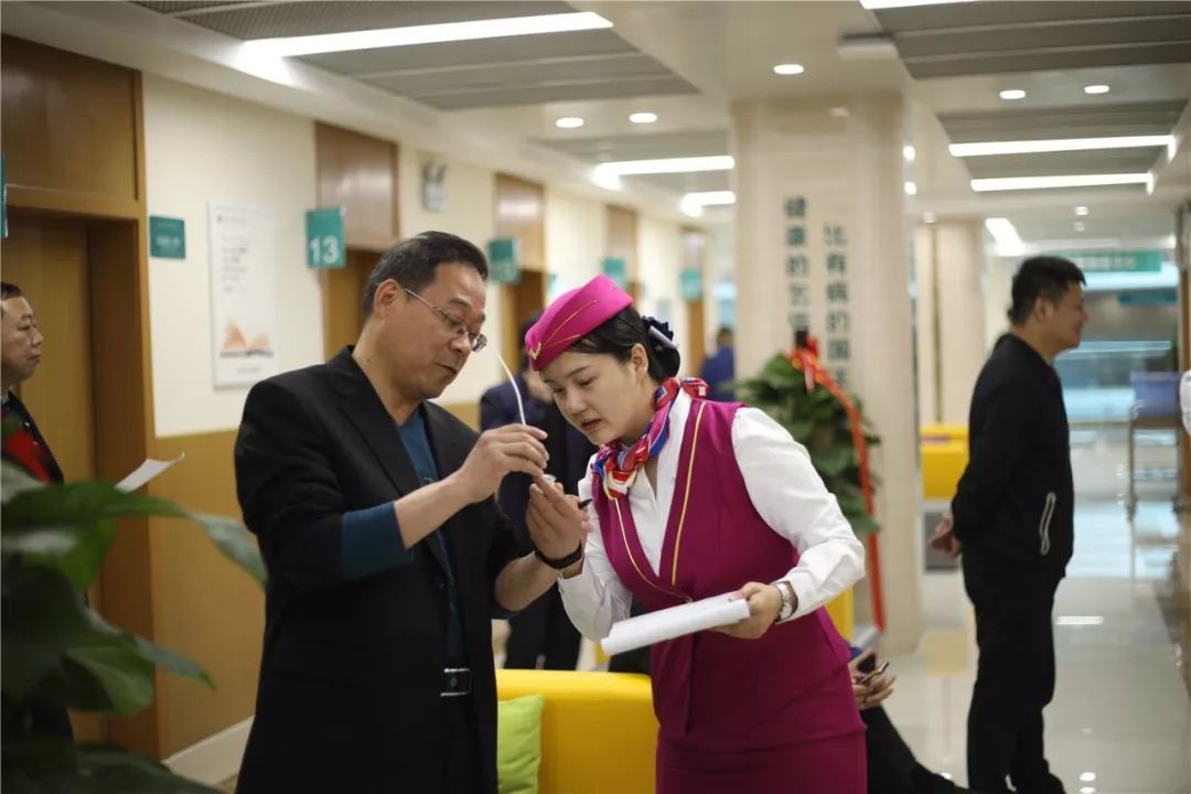 东莞24小时套医保卡(北京医保卡使用指南)